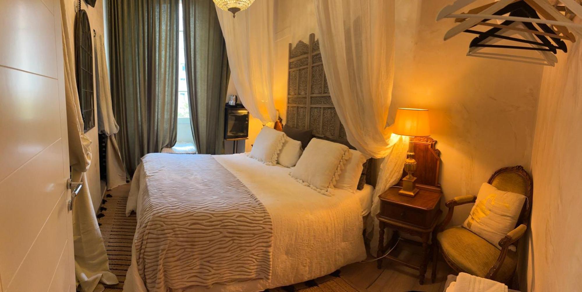 Les Chambres De Amelie B&B — Foto 1